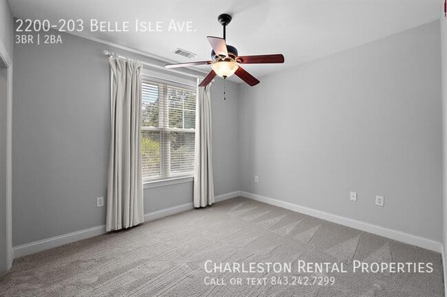 Building Photo - 2200 Belle Isle Ave