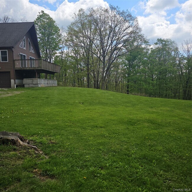 Building Photo - 2831 Pleasant Ridge Rd