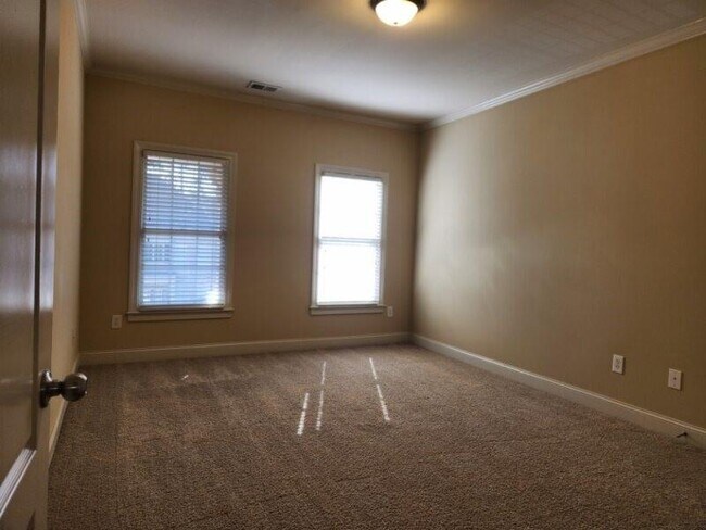 Building Photo - 3542 Waters Run Dr