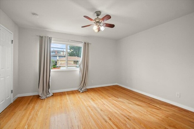 Building Photo - 18500 Crest Ave