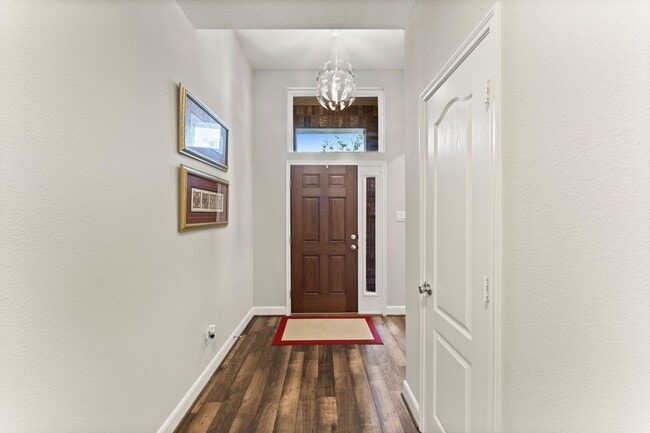 Building Photo - 1918 Elkington Cir