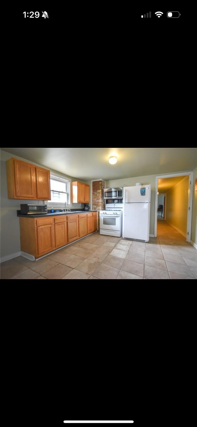 Building Photo - 4939 S Miro St