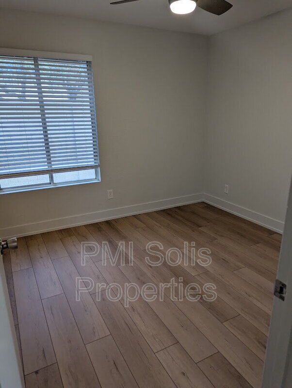 Building Photo - 18036 N 45th Ave