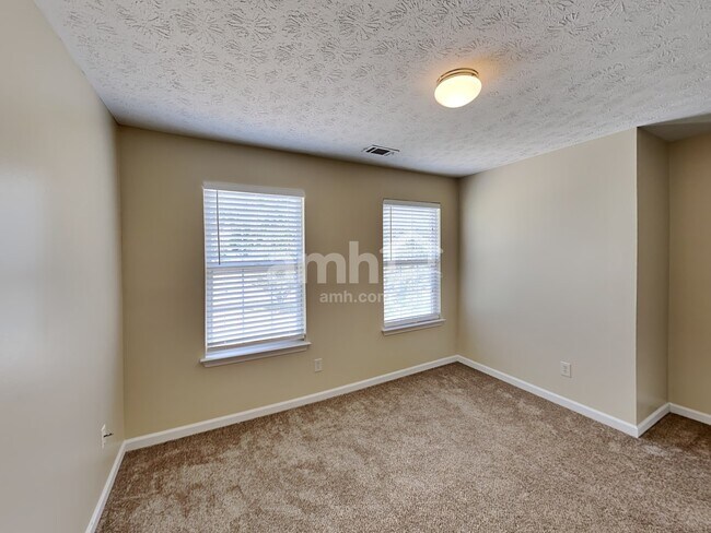 Building Photo - 6435 Raleigh St