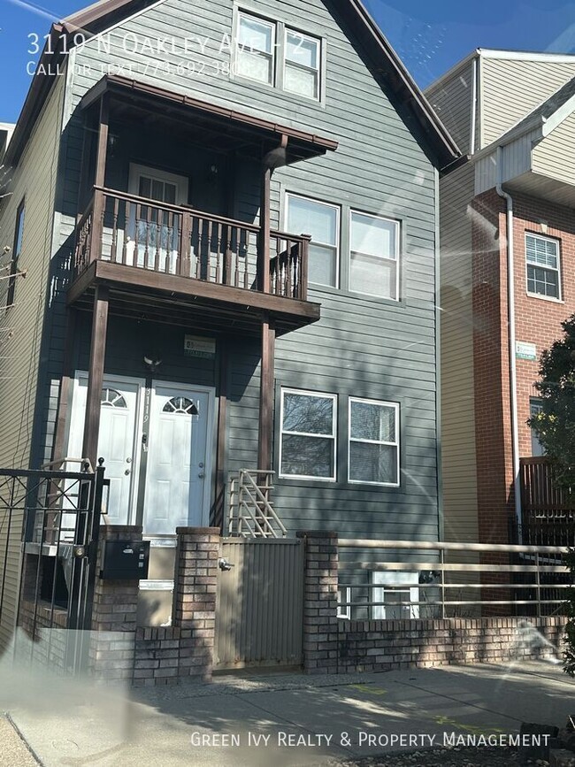 Primary Photo - 3119 N Oakley Ave