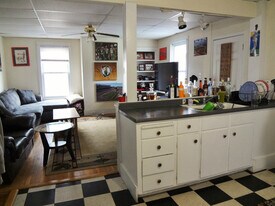 Building Photo - 45 Franklin St