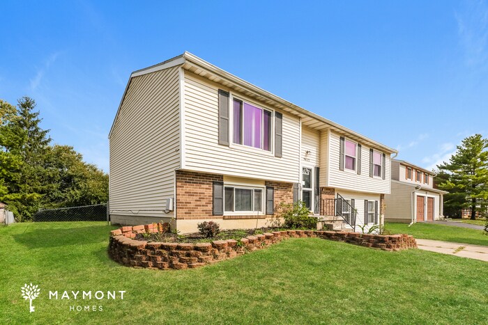 Building Photo - 9612 Springwater Ln