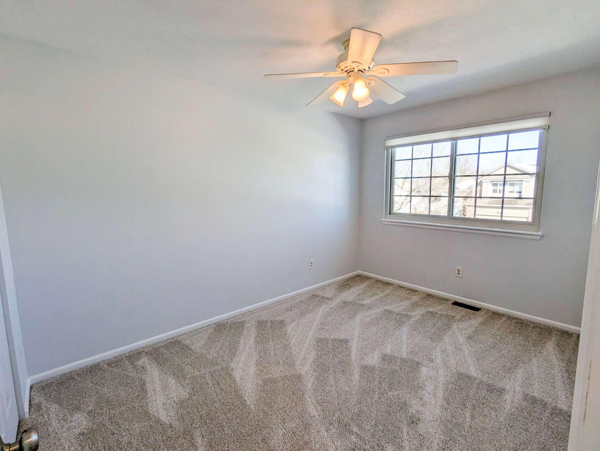 Building Photo - 307 Benton St