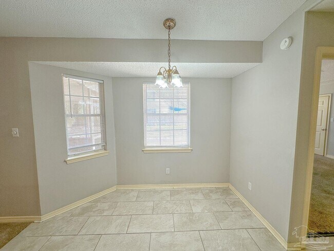 Building Photo - 5105 Westport Dr