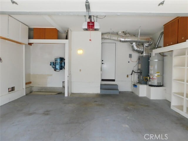 Building Photo - 5 Lakefront