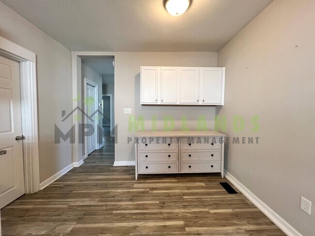 Building Photo - 320 Corley St