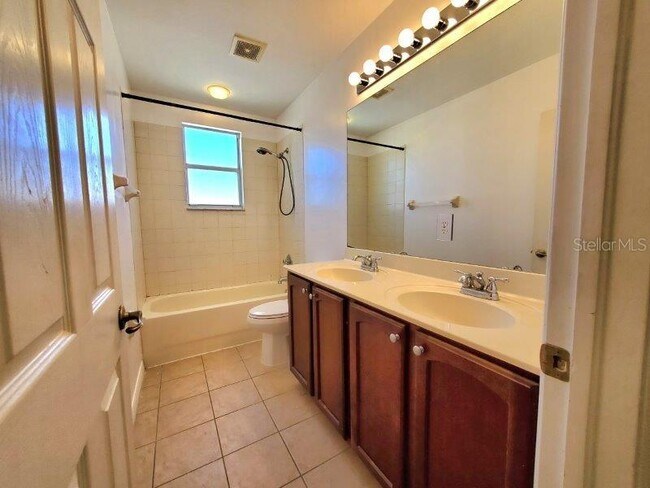 Building Photo - 4197 River Bank Way