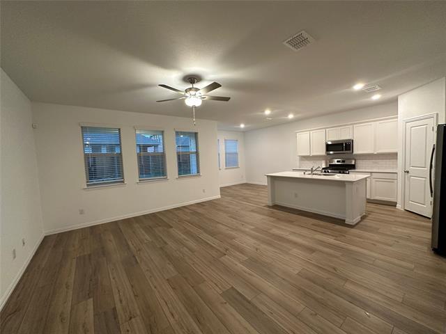 Building Photo - 1210 Mahogany Ln