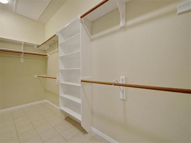 Building Photo - 7500 Canna Cove