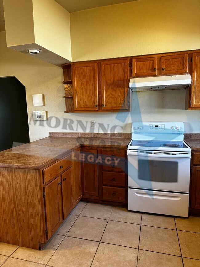 Building Photo - 1055 Wofford Dr