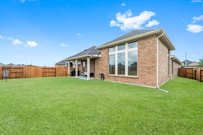 Building Photo - 15414 Greenford Glen Dr