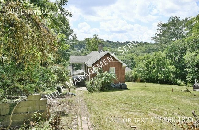 Building Photo - 303 Lynnwood Ave