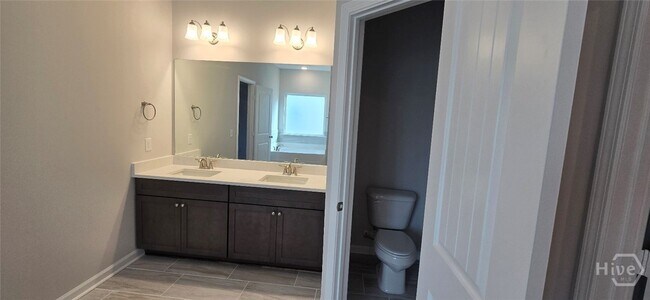 Building Photo - 123 Chilburn Cir