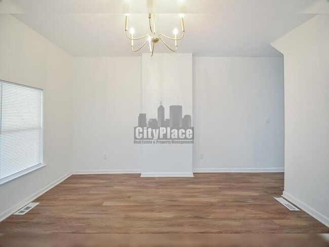 Building Photo - 2623 Guilford Ave