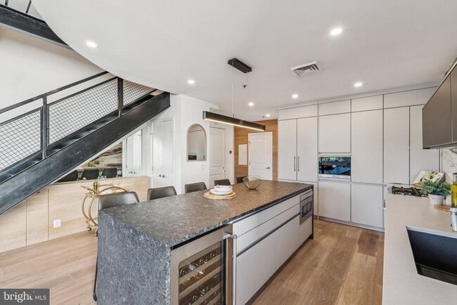 Building Photo - 2125 14th St NW