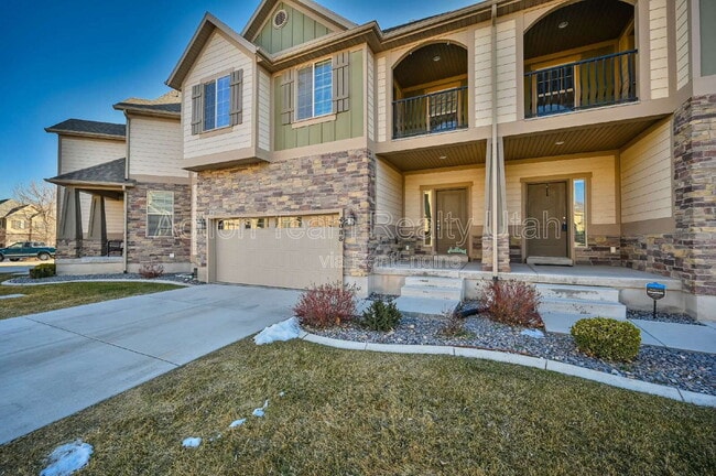 Building Photo - 4088 E Oakland Hills Dr