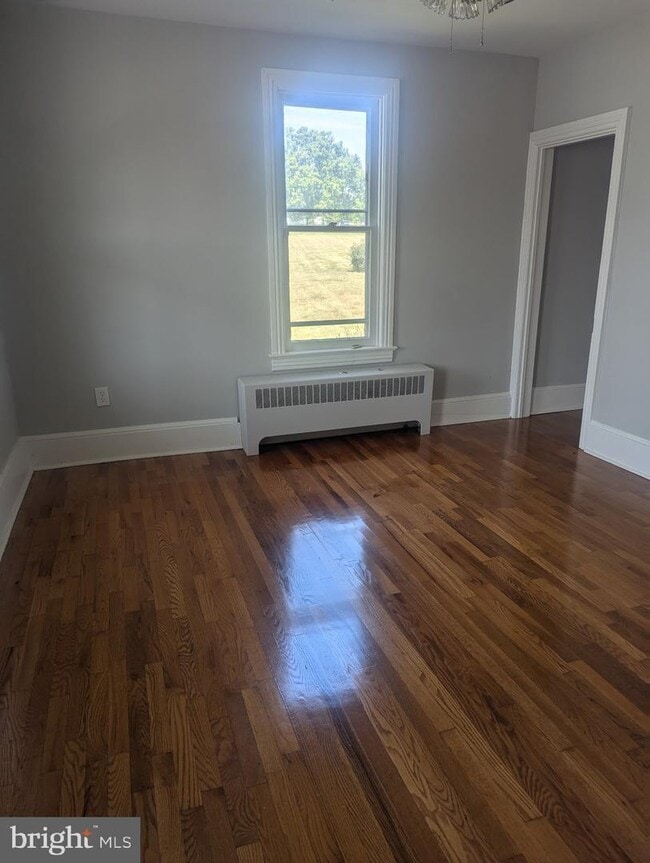 Building Photo - 801 E Moler Ave