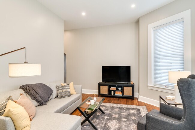 Building Photo - 222 Prospect St