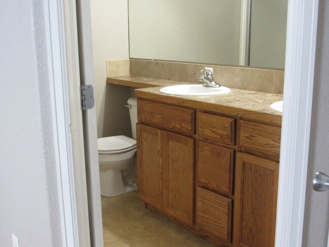 Building Photo - Charming 2 Story Doll House W/Unfinished Basement