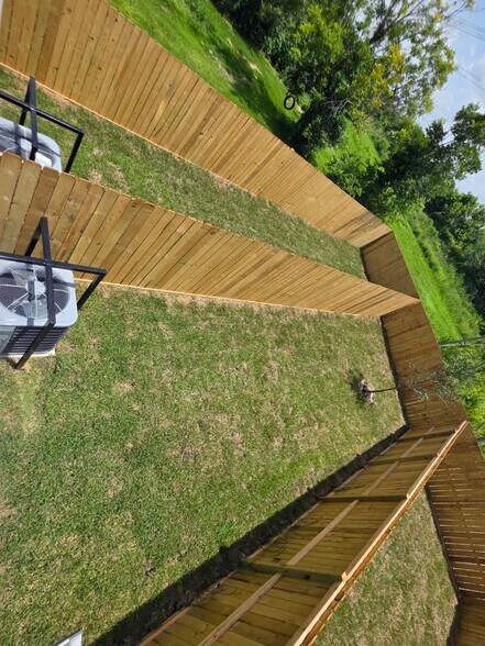 Building Photo - 4702 Baton Rouge St