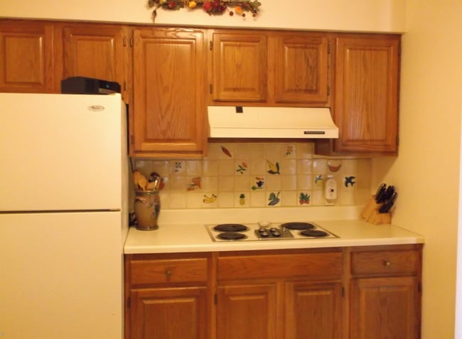 Building Photo - Spacious 2bed / 1bath condo on Pontoosuc Lake with Lake Access