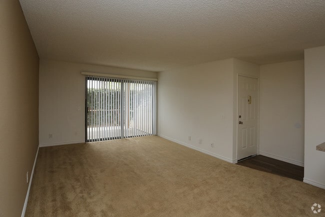 Interior Photo - Windsor Court Apartments
