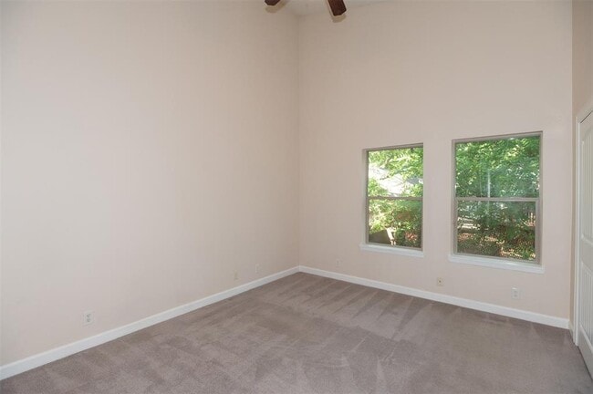 Building Photo - 1514 Betty Jo Dr
