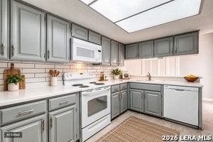 Building Photo - 3605 Hidden Dr