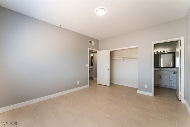 Building Photo - 5689 E Lake Mead Blvd