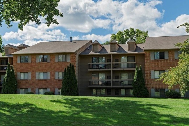 Primary Photo - 24405 Weathervane Blvd