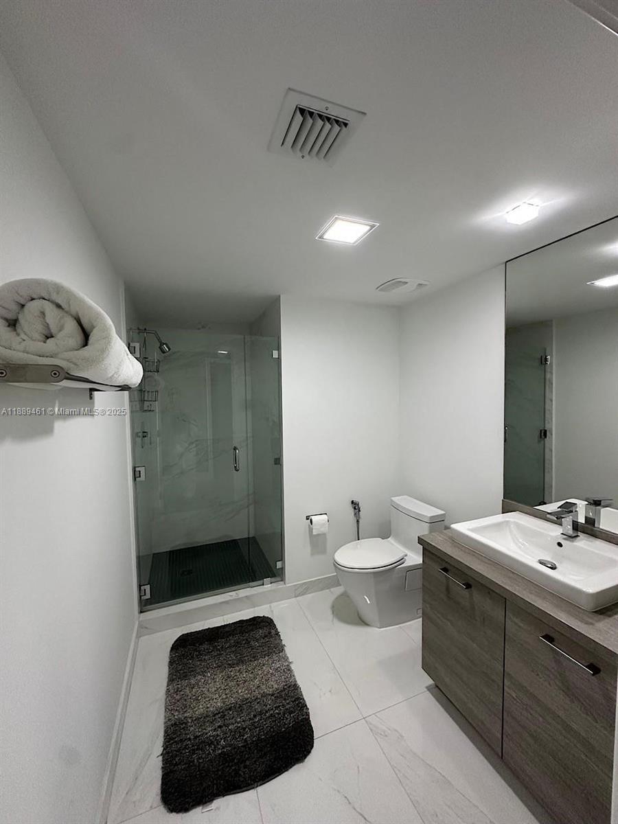 Building Photo - 400 Sunny Isles Blvd