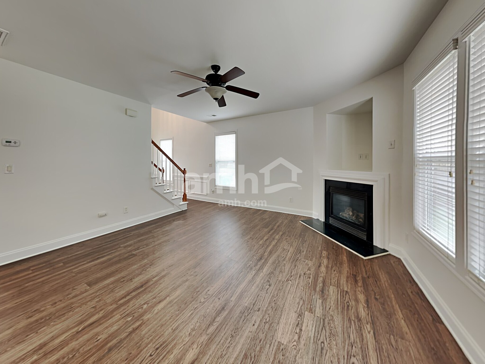 Building Photo - 10502 Carver Falls Rd