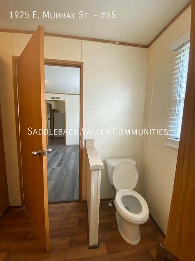 Building Photo - 1925 E Murray St