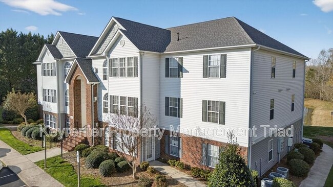 Building Photo - 4280 Cedarcroft Ct