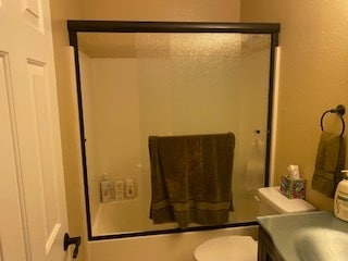 Shower in upstairs full bathroom - 13059 Lincoln Way