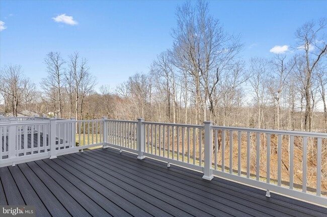 Building Photo - 36121 Wilderness Shores Way