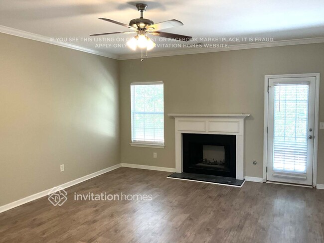 Building Photo - 506 Streamside Pl