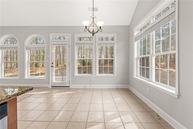 Building Photo - 3329 Rosecliff Trace NE