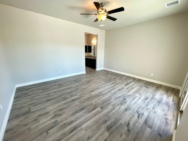 Building Photo - Beautiful 2024 Built 3 Bedroom 2 Bath Home...
