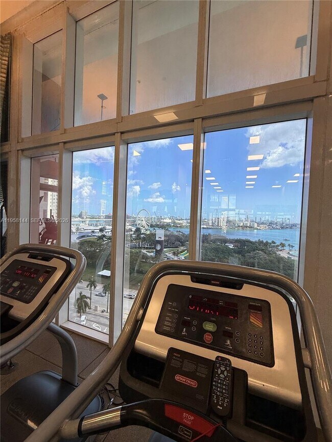 Building Photo - 50 Biscayne Blvd