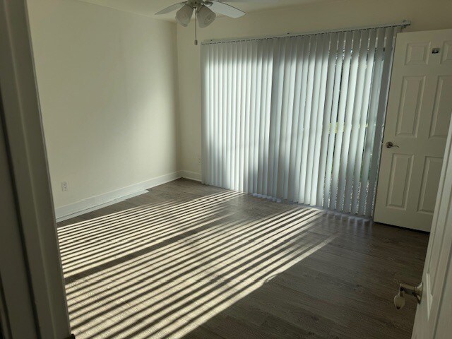 Building Photo - 23056 Lanark St