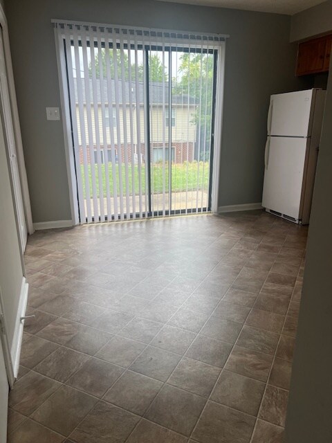 Building Photo - 16 Duiguid Dr