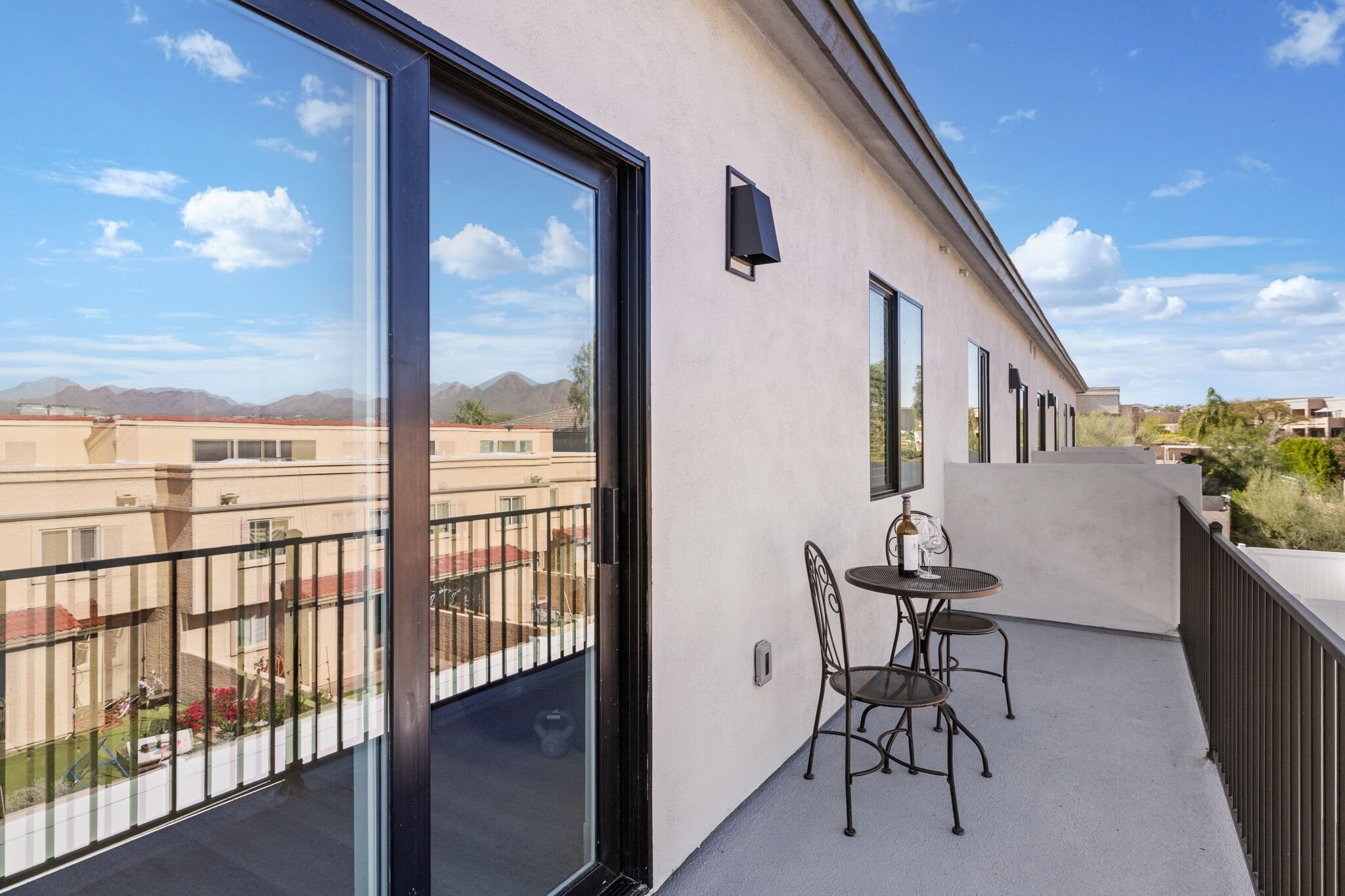 Building Photo - 16714 E Almont Dr