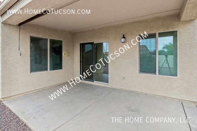 Building Photo - 34584 S Bronco Dr