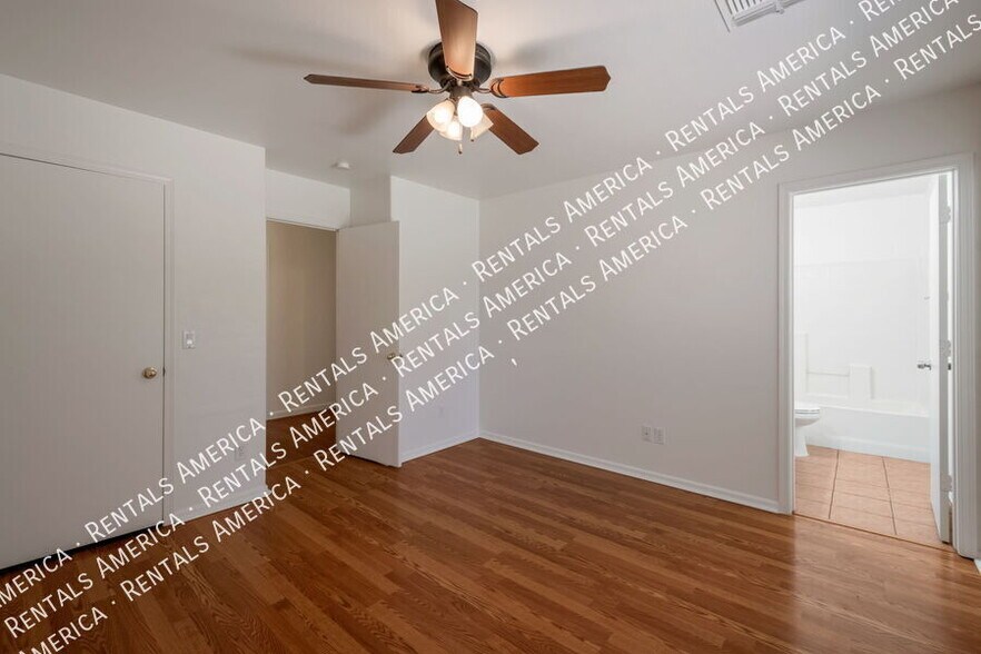 Building Photo - 1745 E Cheyenne St